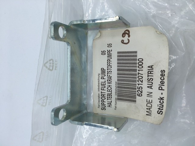 Supporto pompa benzina cod. 62512071000 - support fuel pump